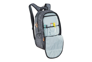 EVOC Street Macaskill 25l