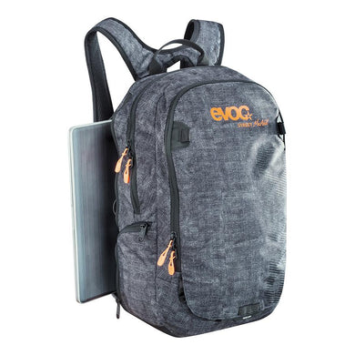 EVOC Street Macaskill 25l